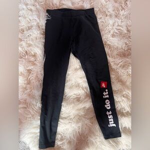 Women’s Nike Athletic Leggings Size Medium